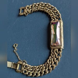 Sorrelli Gold Bracelet with Iridescent Gem